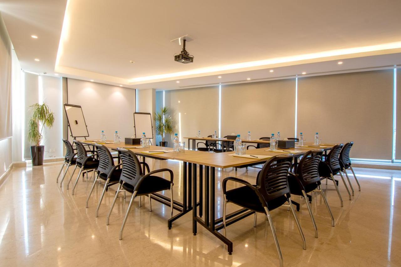 The Ray Hotel And Studios เบรุต ภายนอก รูปภาพ